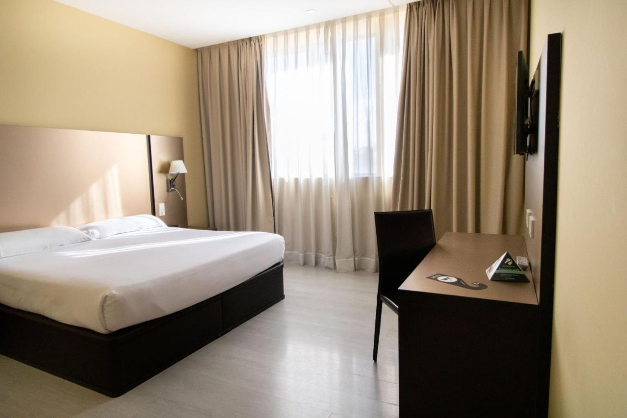 Alda Route 42 Hotel Illescas Ngoại thất bức ảnh