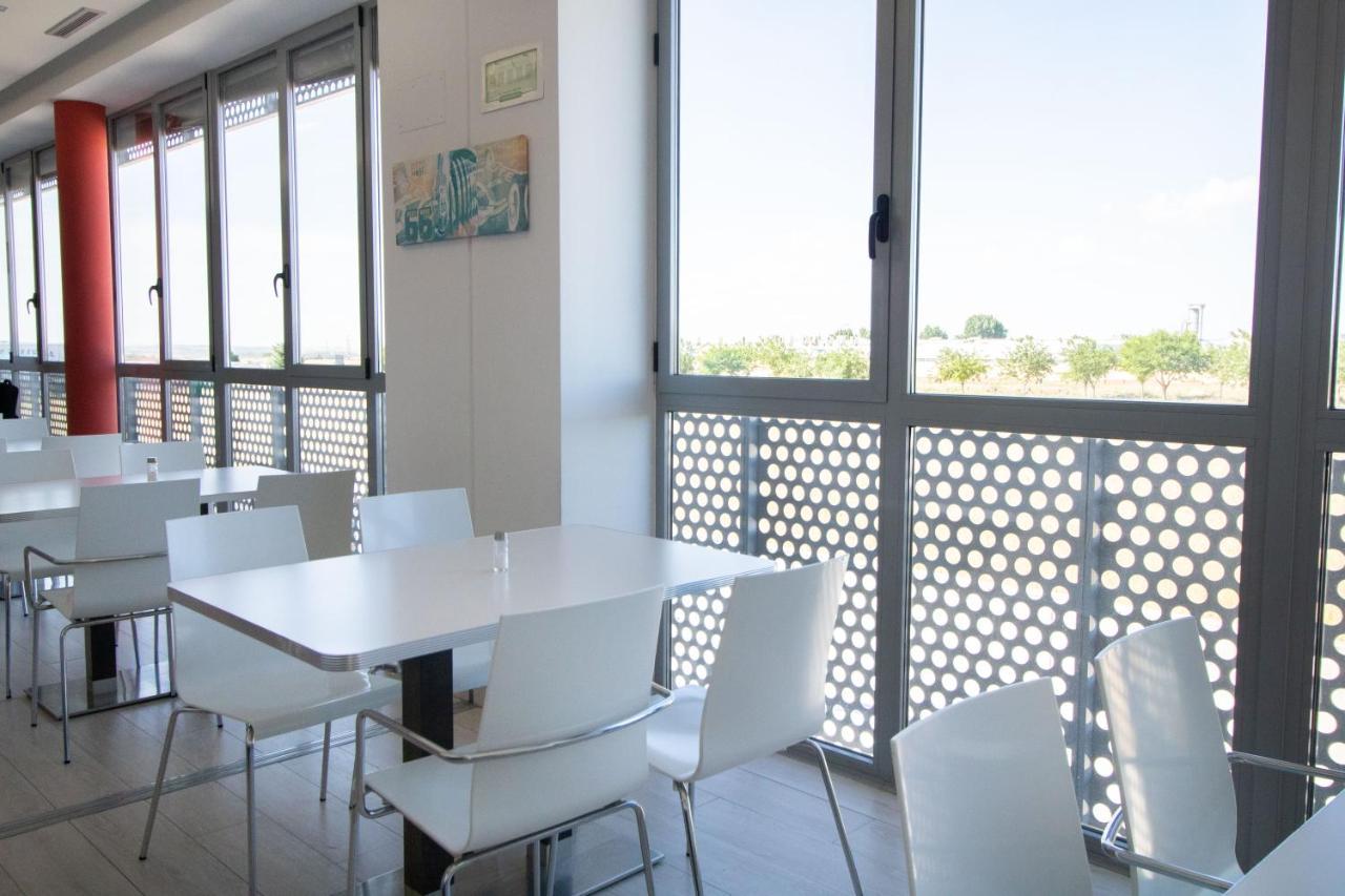 Alda Route 42 Hotel Illescas Ngoại thất bức ảnh