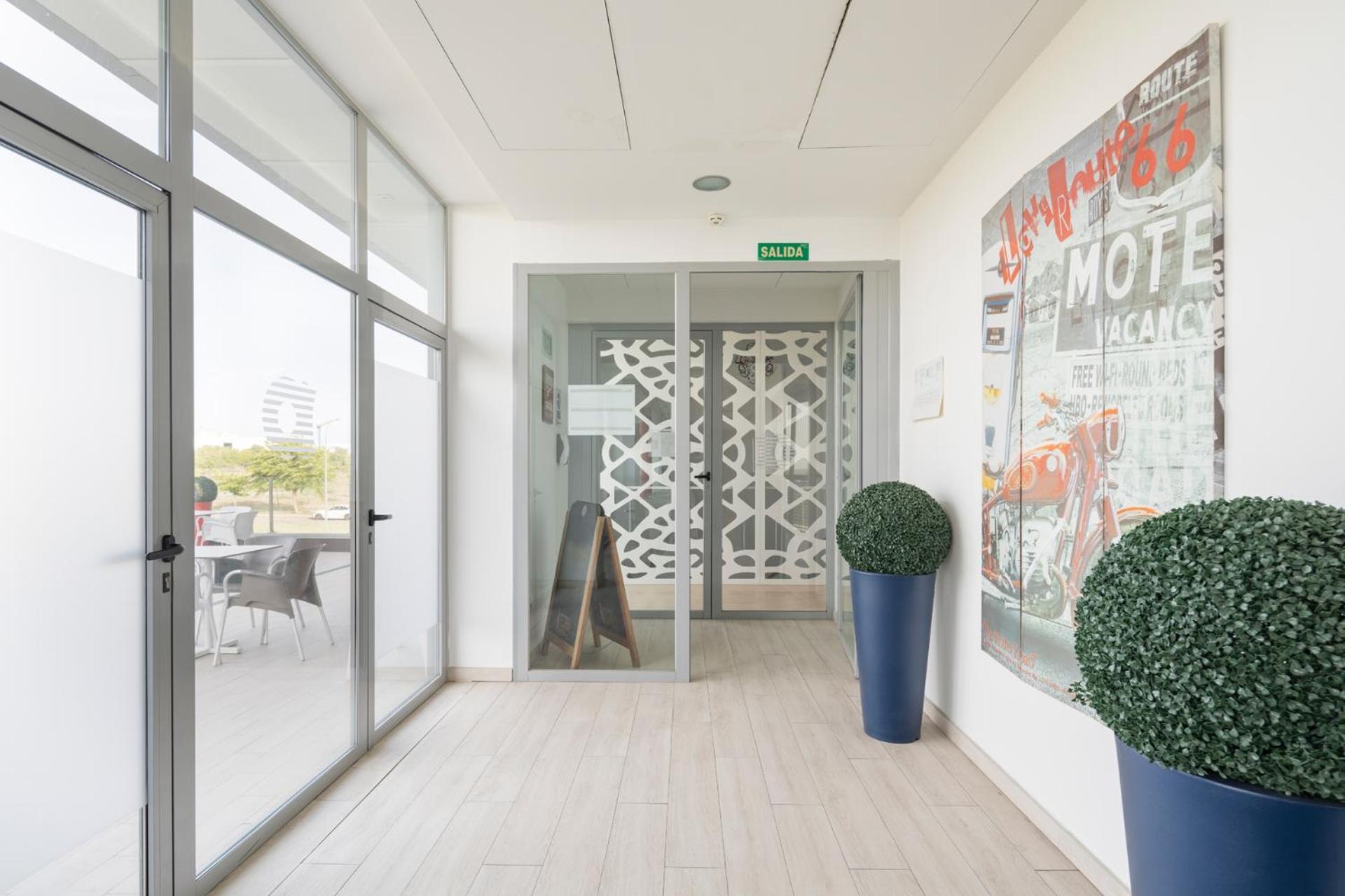 Alda Route 42 Hotel Illescas Ngoại thất bức ảnh