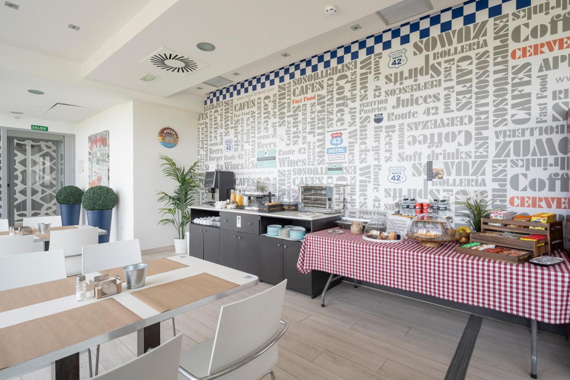 Alda Route 42 Hotel Illescas Ngoại thất bức ảnh