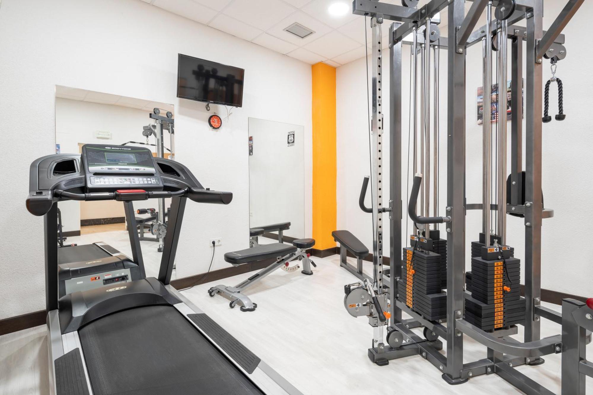 Alda Route 42 Hotel Illescas Ngoại thất bức ảnh